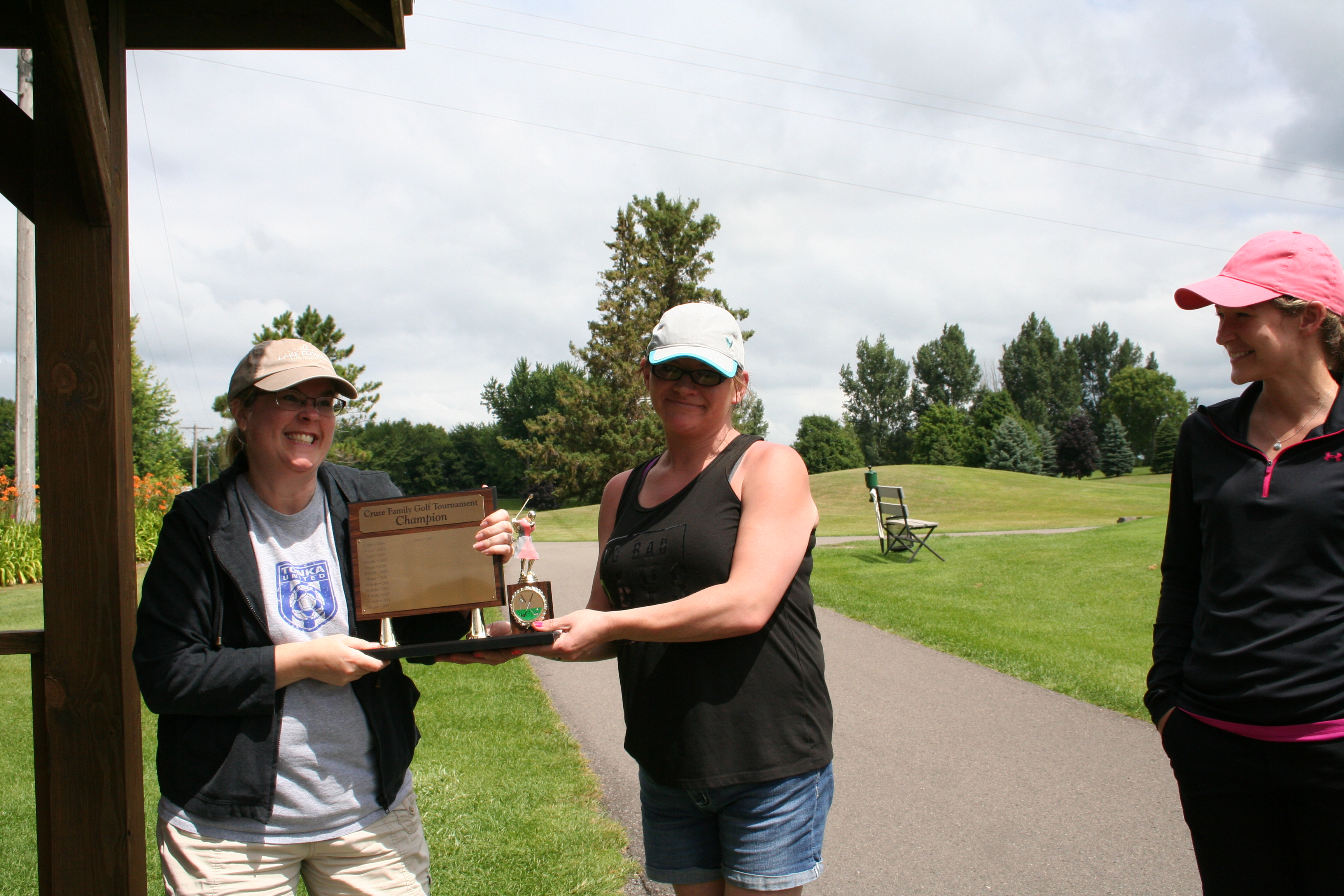 Golf2017WomensTrophy